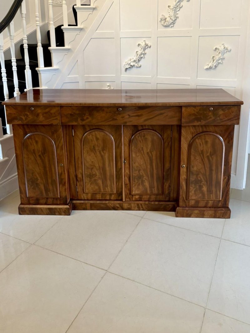 Antique Victorian Outstanding Quality Figured Mahogany Sideboard